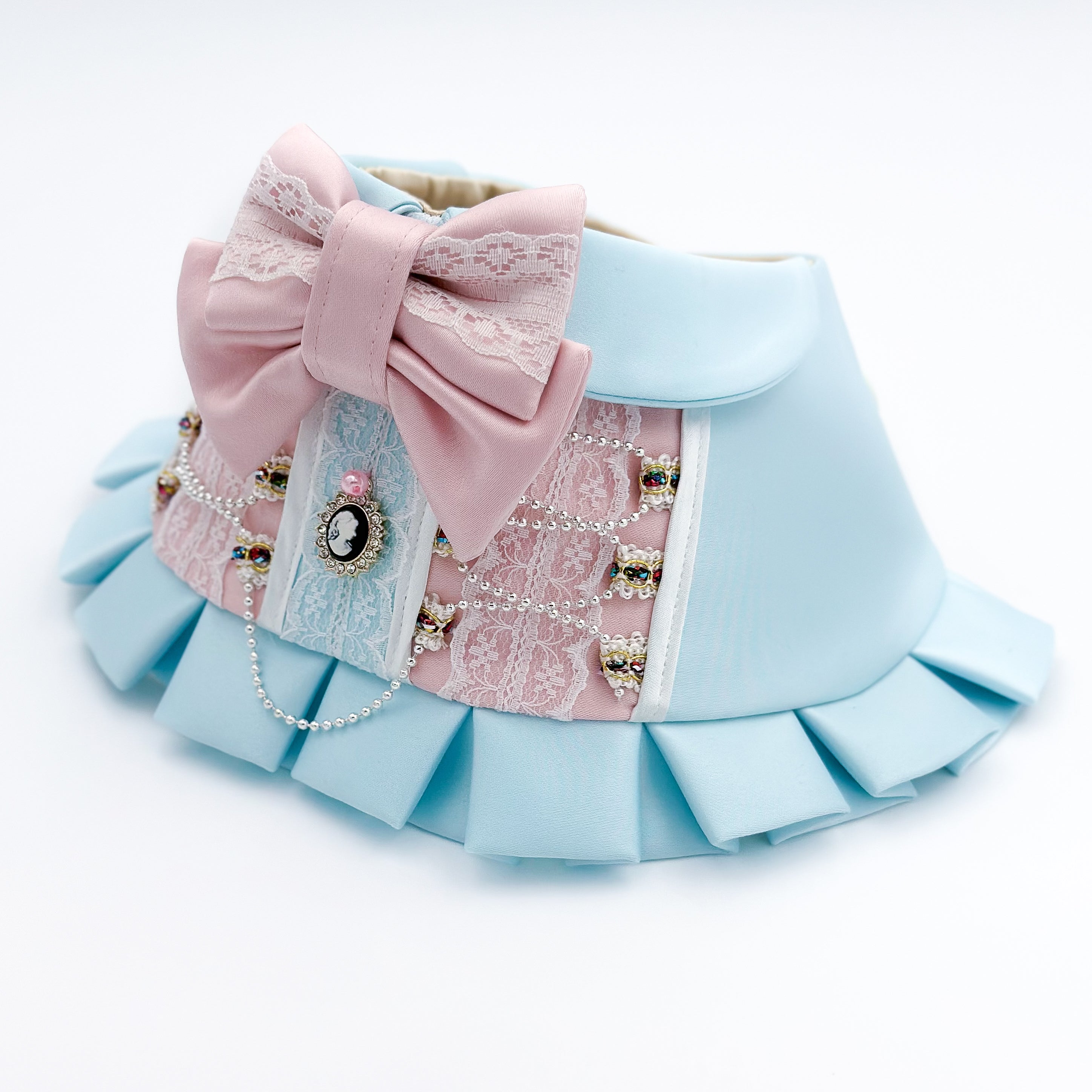 Graceful Duchess (Pink/Blue)